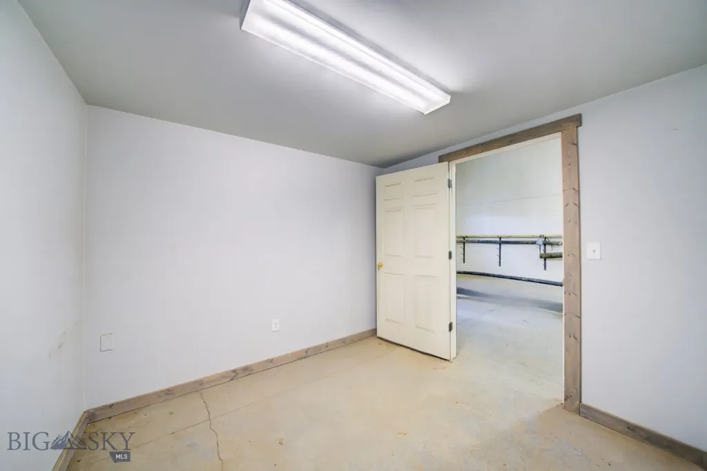 22 W Haley Springs Road Bozeman MT 59718
