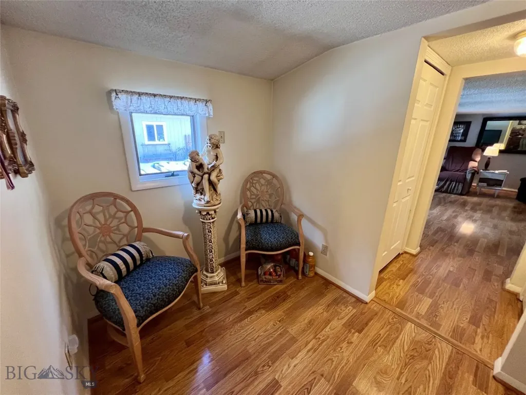 208 4th Lincoln MT 59639
