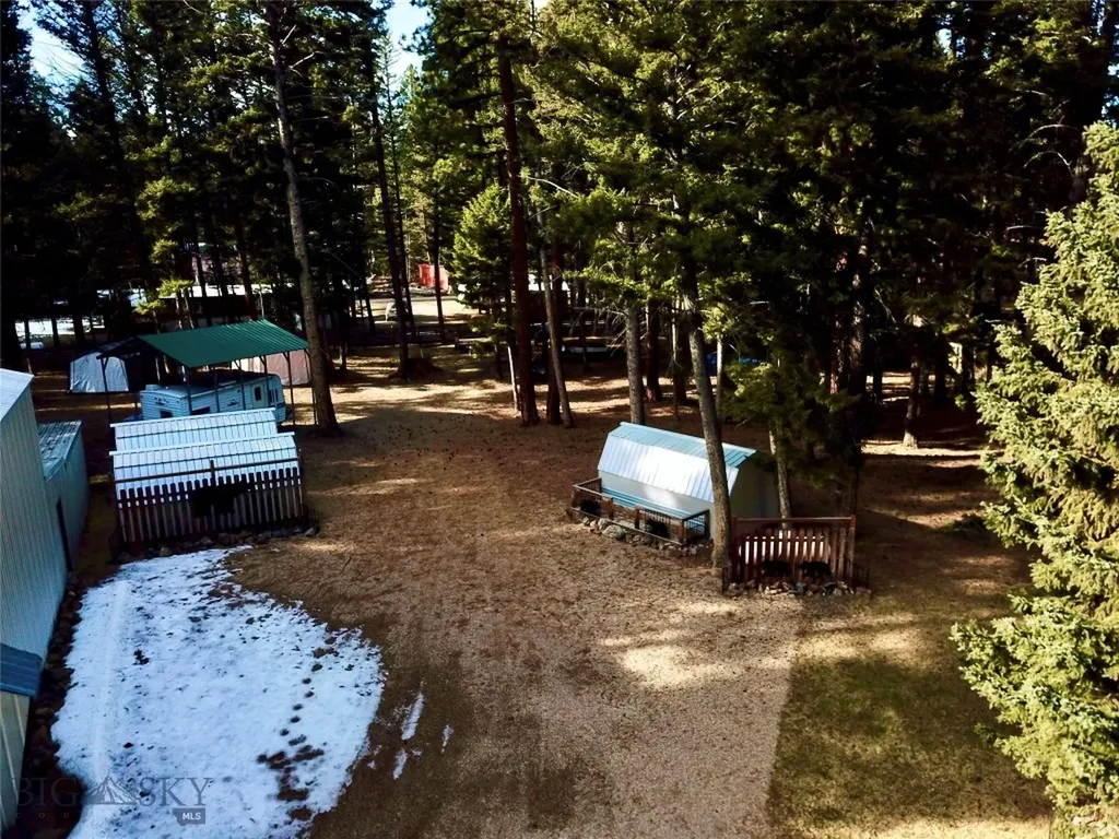 208 4th Lincoln MT 59639