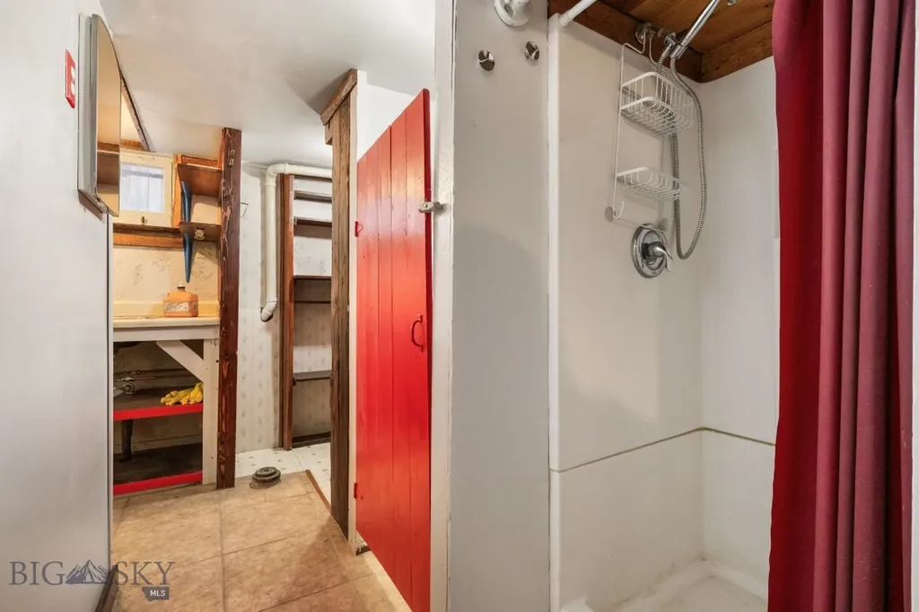 923 S Washington Street Dillon MT 59725