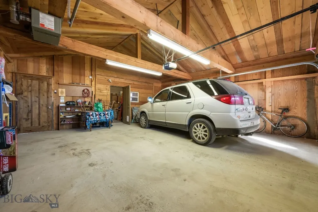 923 S Washington Street Dillon MT 59725