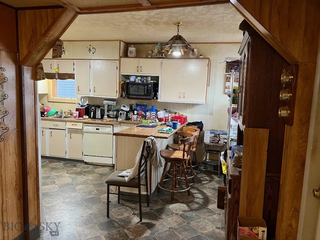 814 S Dakota Street Butte MT 59701