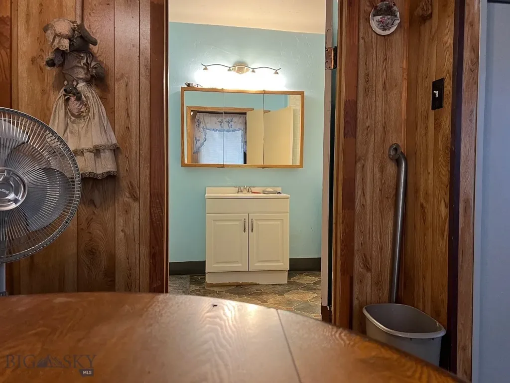814 S Dakota Street Butte MT 59701
