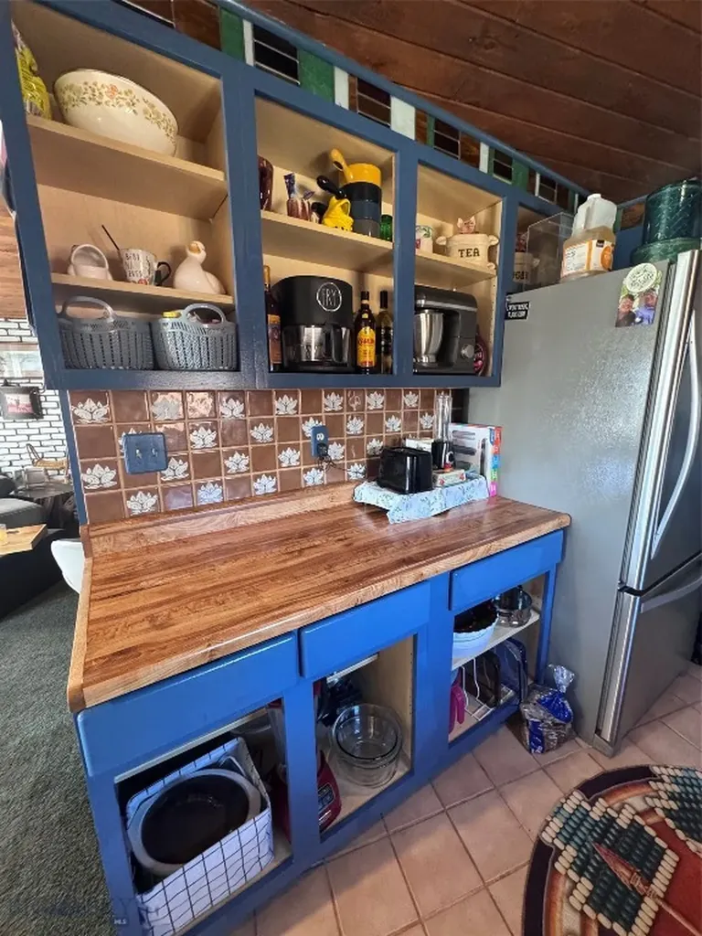 1353 Dewey Butte MT 59701