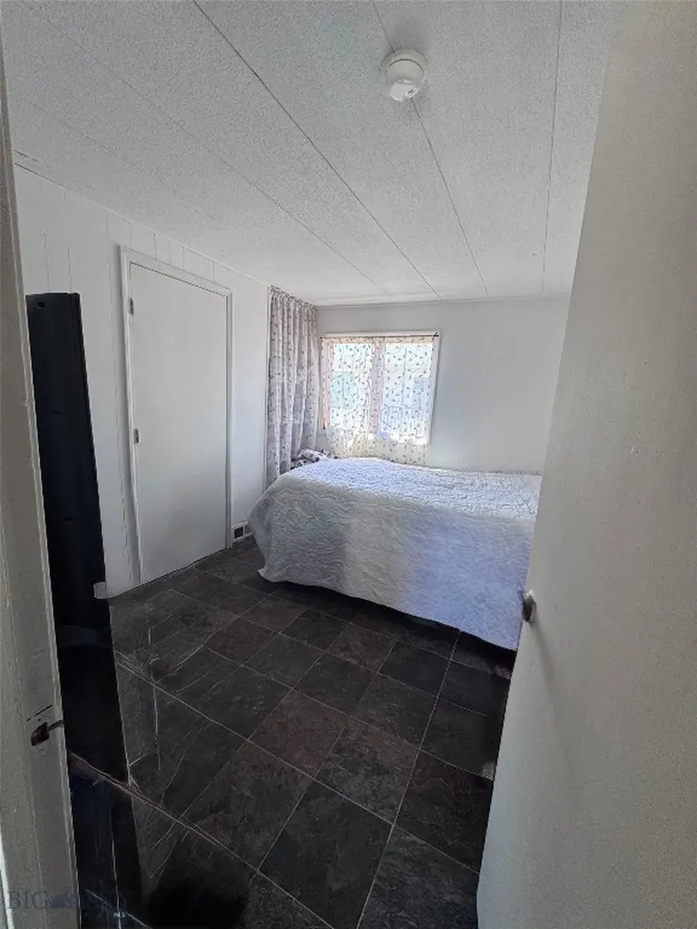 1353 Dewey Butte MT 59701
