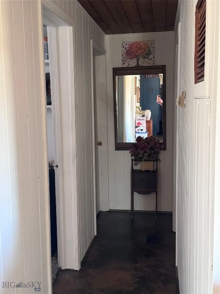 1353 Dewey Butte MT 59701