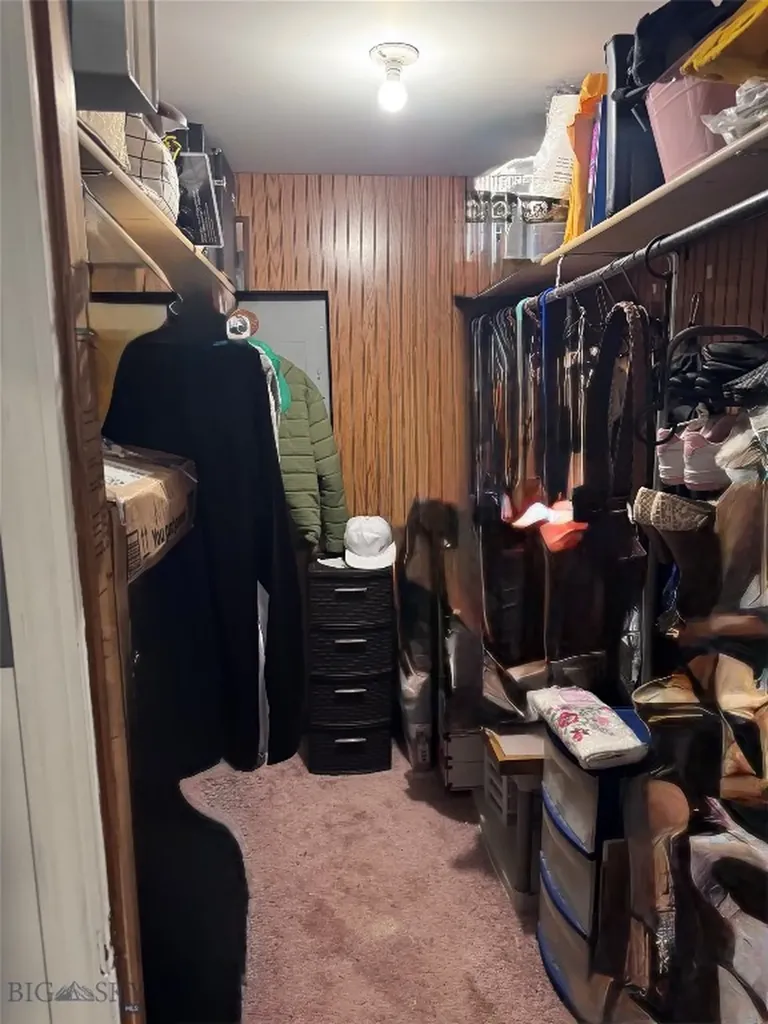 1353 Dewey Butte MT 59701
