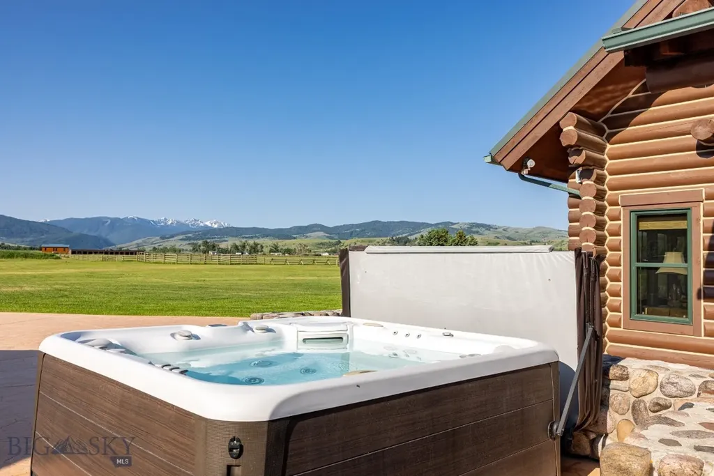 1021 Gateway South Road Gallatin Gateway MT 59730
