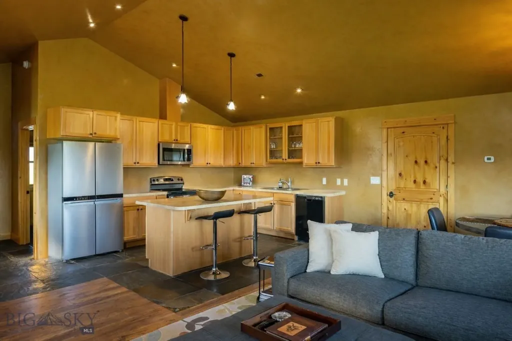 1021 Gateway South Road Gallatin Gateway MT 59730
