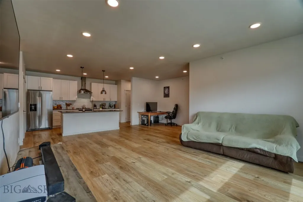 2221 Willow Drive Livingston MT 59047