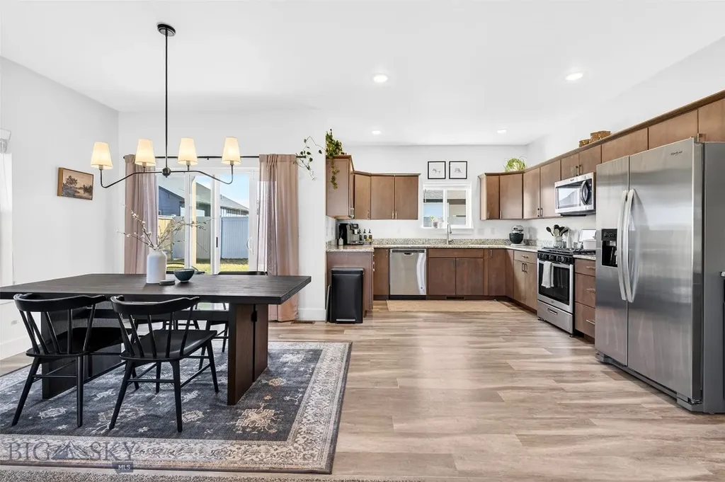 1306 Scooter Lane Belgrade MT 59714