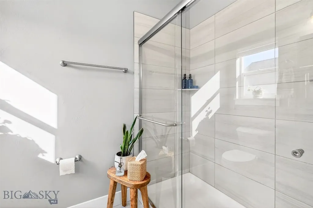 1306 Scooter Lane Belgrade MT 59714