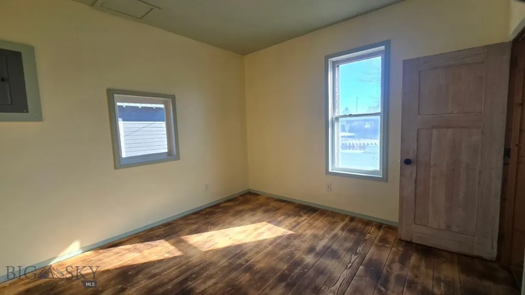 5 Front Street Alder MT 59710