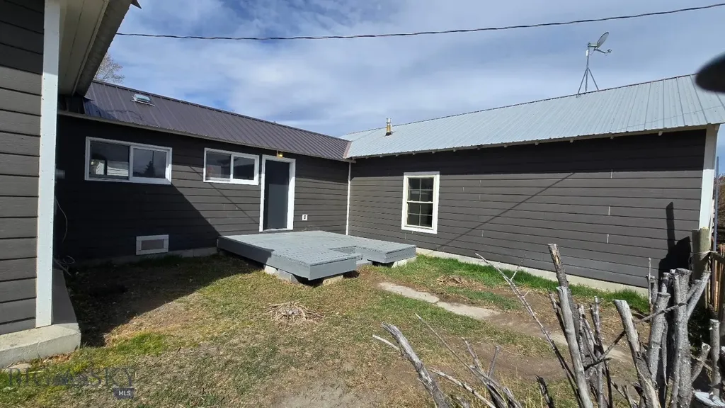 5 Front Street Alder MT 59710