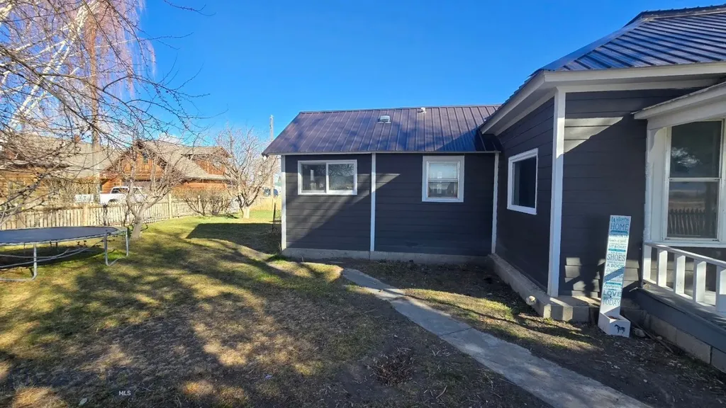 5 Front Street Alder MT 59710