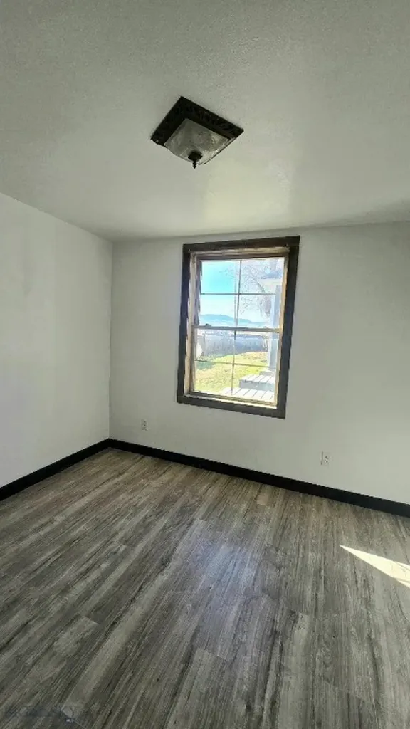 5 Front Street Alder MT 59710