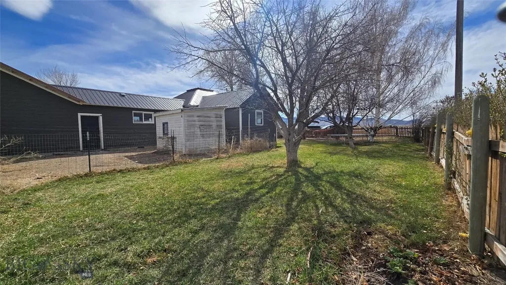 5 Front Street Alder MT 59710