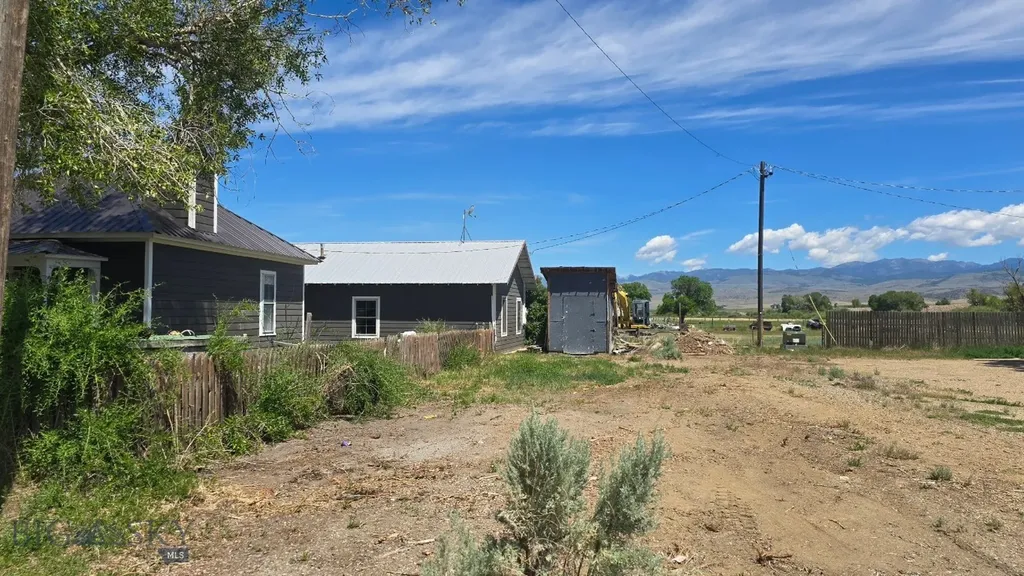 5 Front Street Alder MT 59710