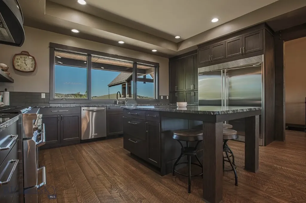 11 Howard Beer Road Clancy MT 59634