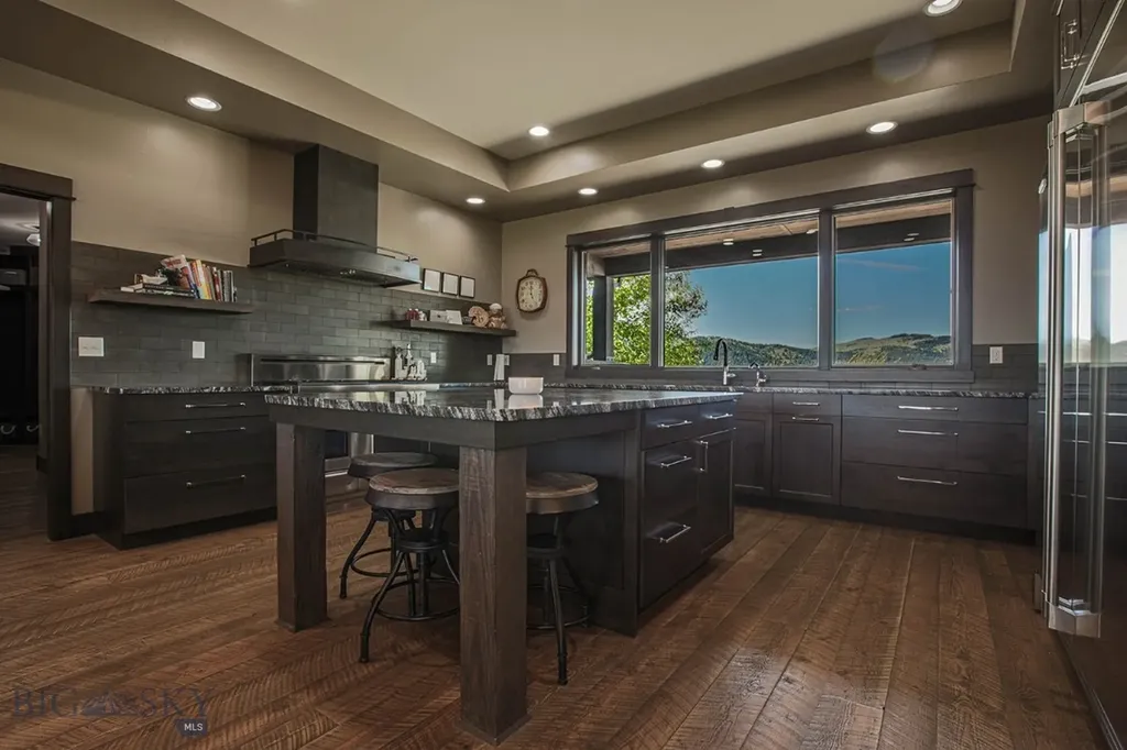 11 Howard Beer Road Clancy MT 59634