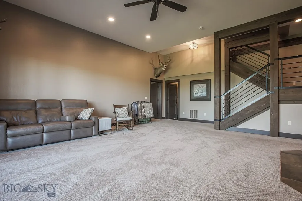 11 Howard Beer Road Clancy MT 59634