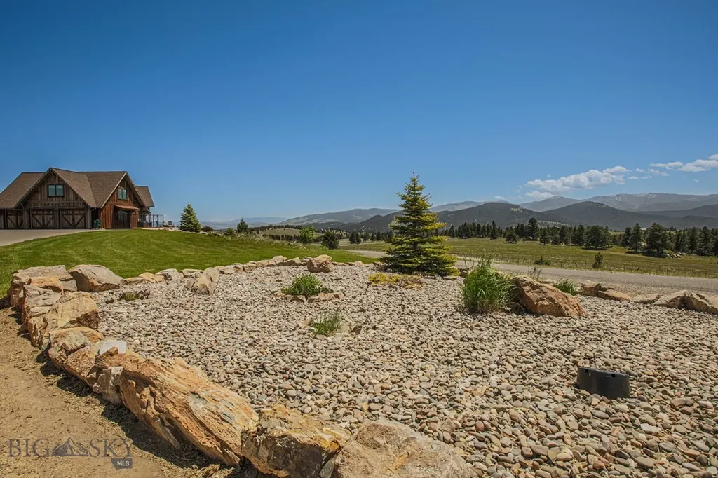 11 Howard Beer Road Clancy MT 59634