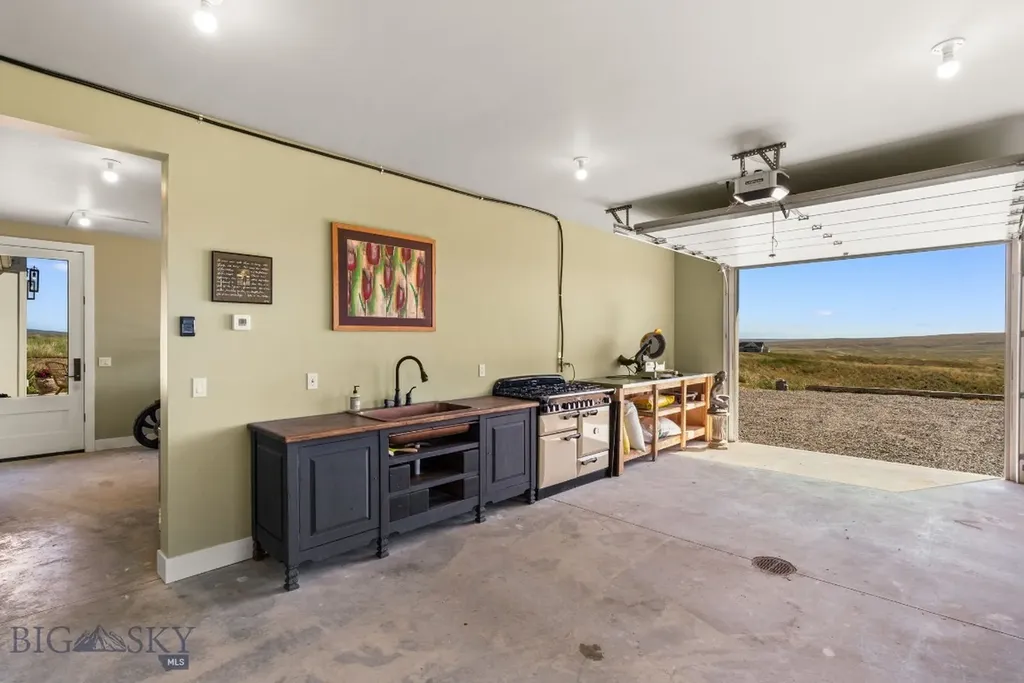 120 Horseshoe Loop Harrison MT 59735