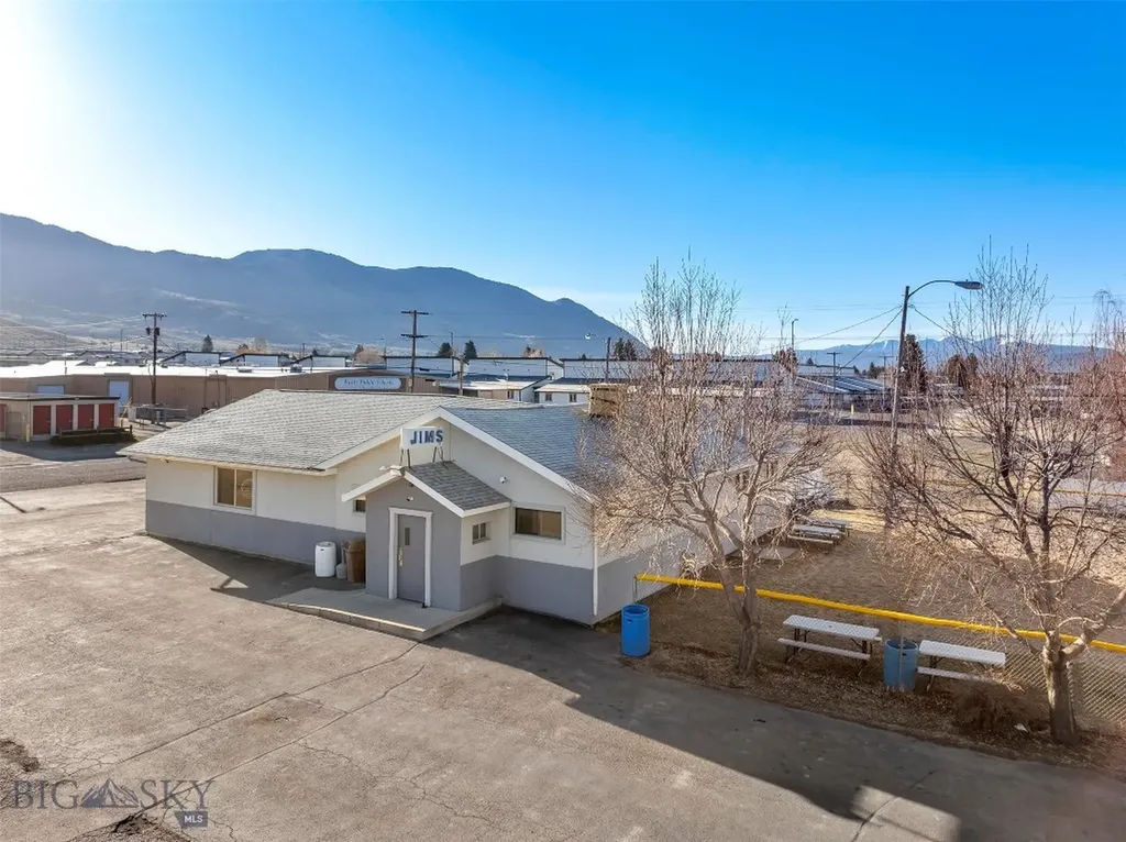 2740 Elm Street Butte MT 59701