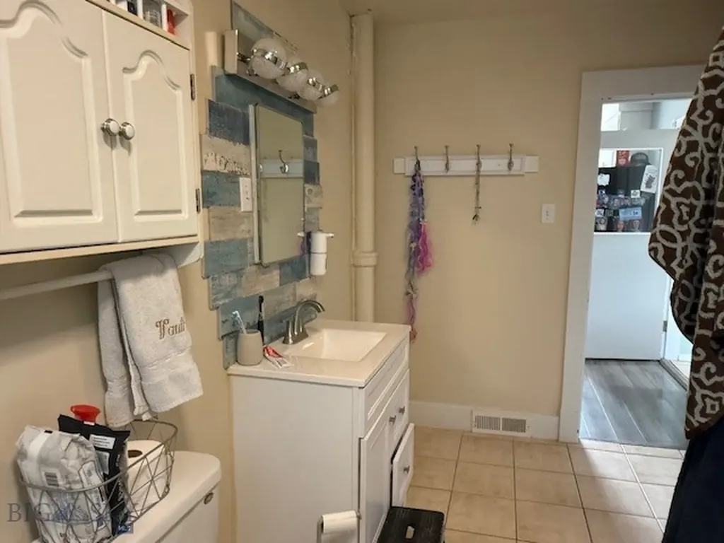 29 Cougar Drive Anaconda MT 59711