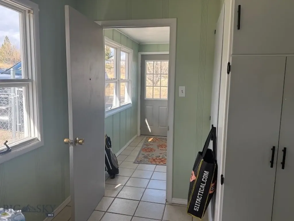 29 Cougar Drive Anaconda MT 59711