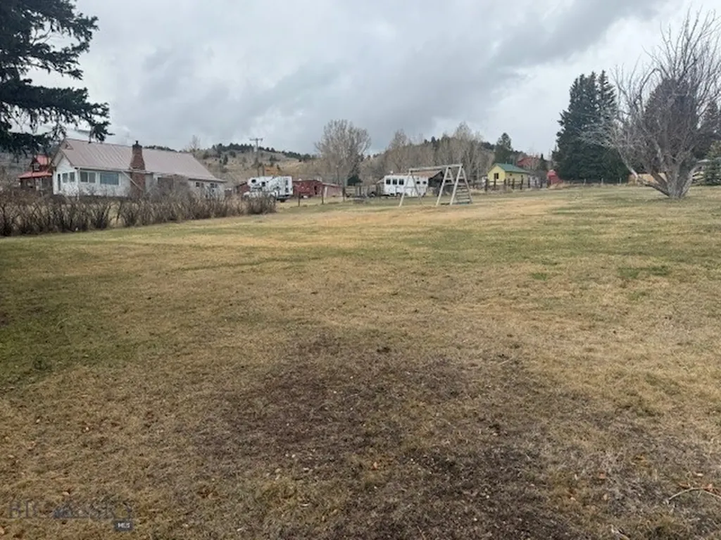 29 Cougar Drive Anaconda MT 59711
