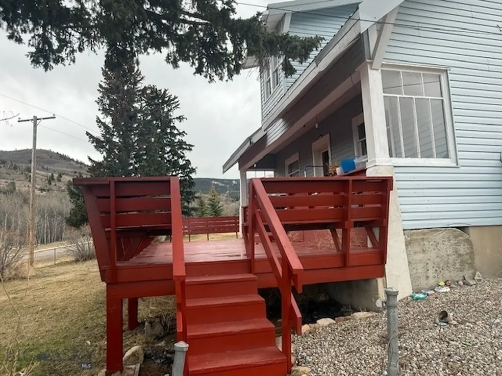 29 Cougar Drive Anaconda MT 59711
