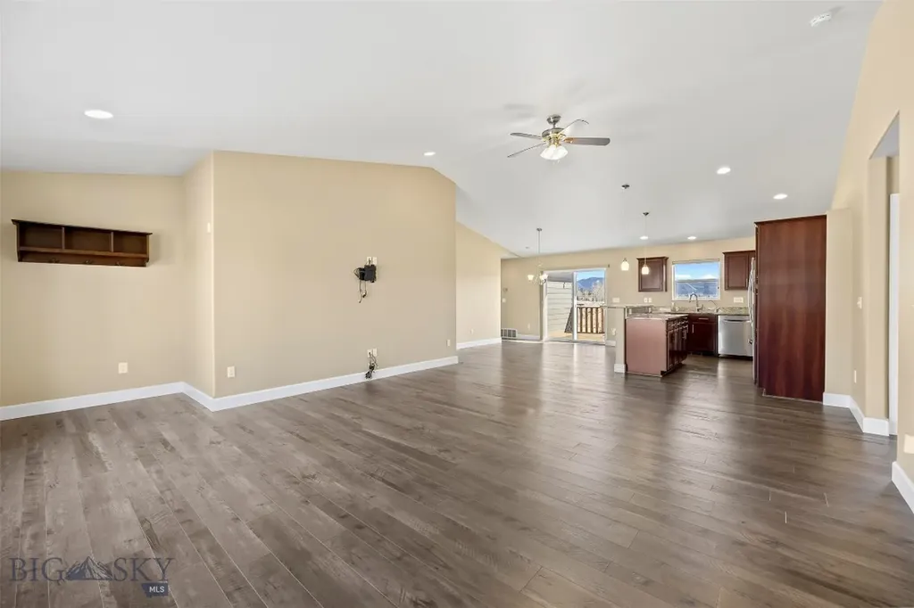 6 Holly Lane Butte MT 59701