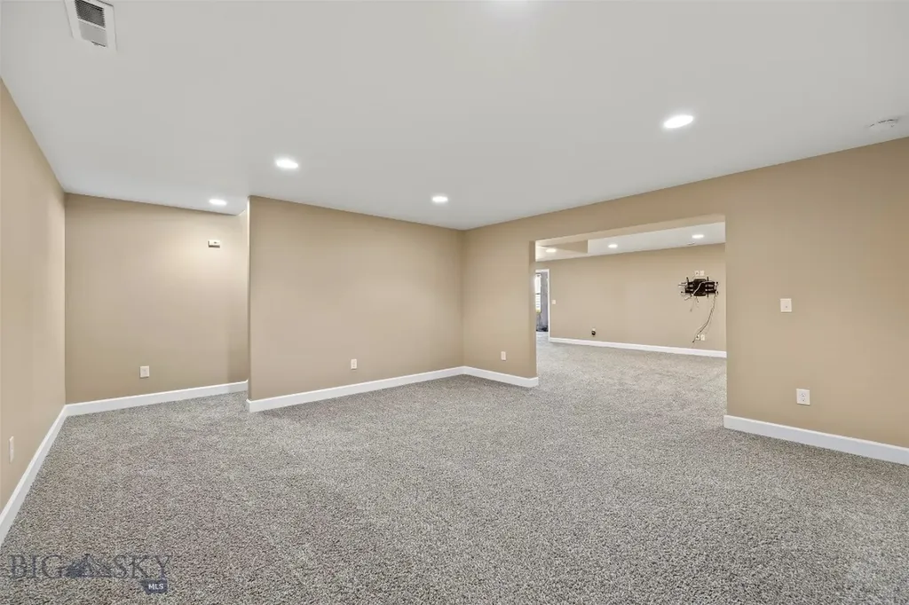 6 Holly Lane Butte MT 59701