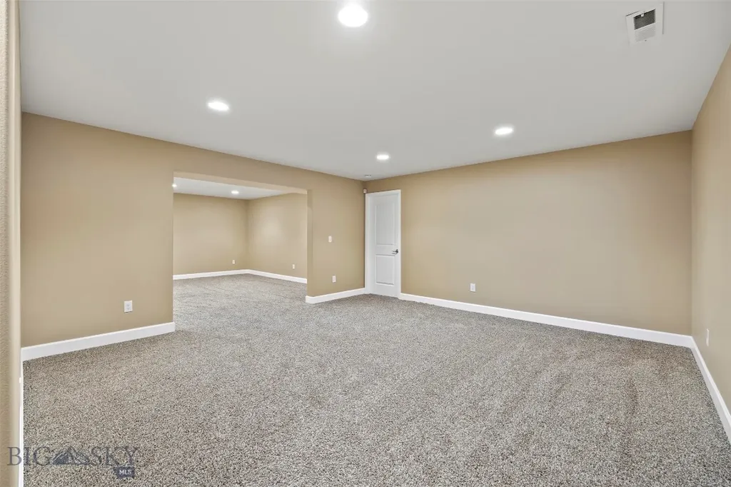 6 Holly Lane Butte MT 59701