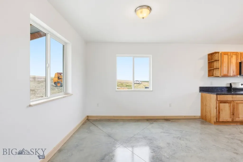 2 Saddle View Circle Three Forks MT 59752