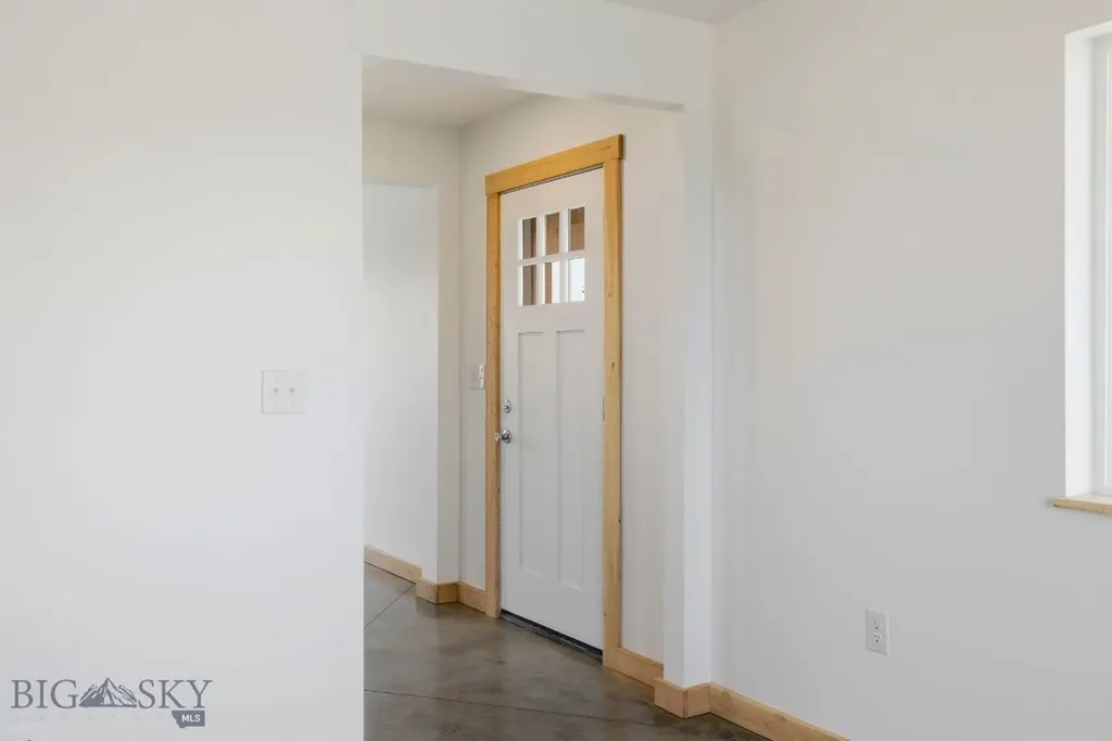2 Saddle View Circle Three Forks MT 59752