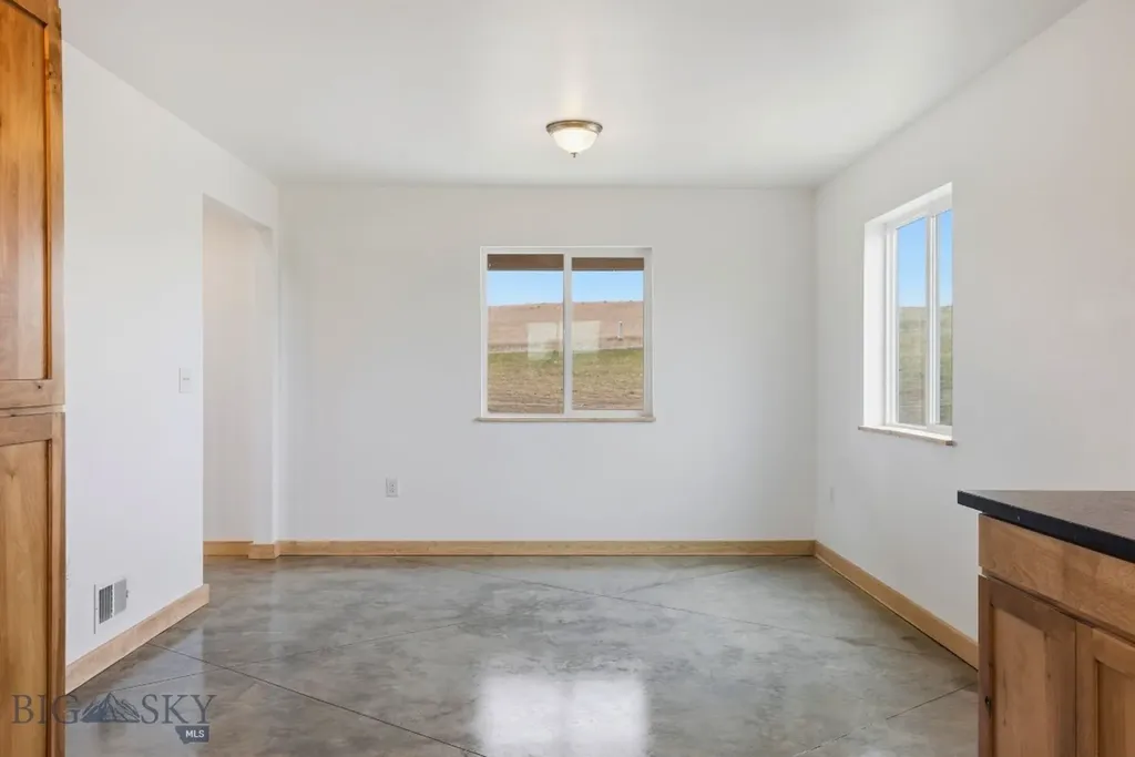 2 Saddle View Circle Three Forks MT 59752