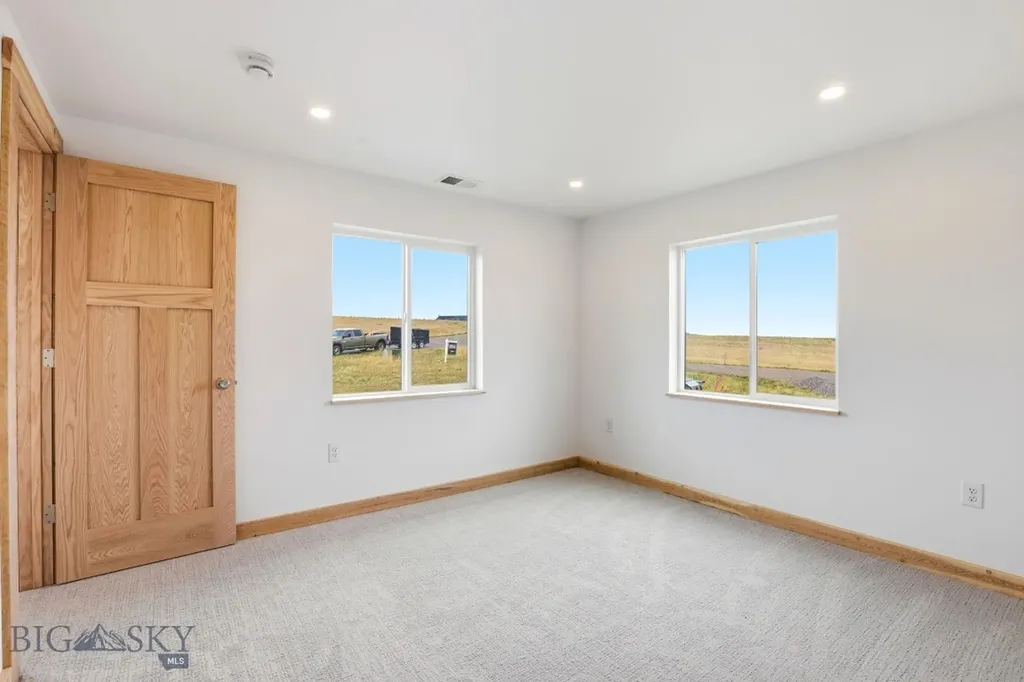 2 Saddle View Circle Three Forks MT 59752