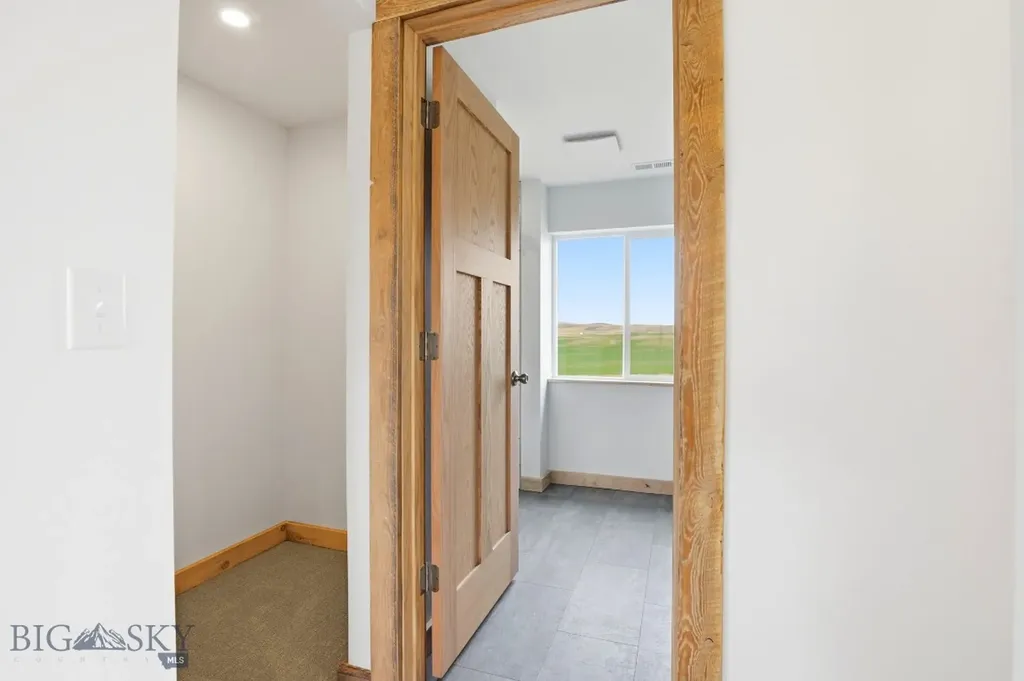 2 Saddle View Circle Three Forks MT 59752