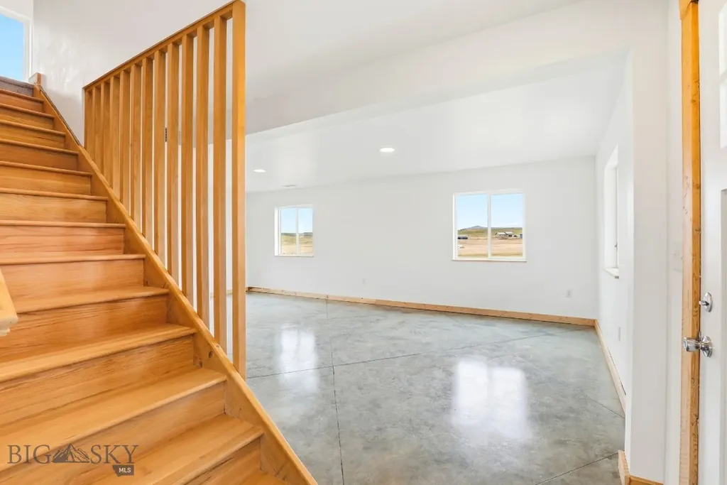 2 Saddle View Circle Three Forks MT 59752