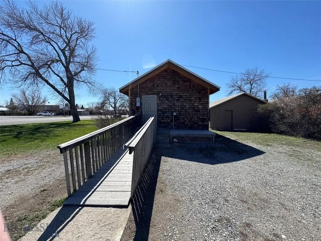 18 Busha Street Big Timber MT 59011