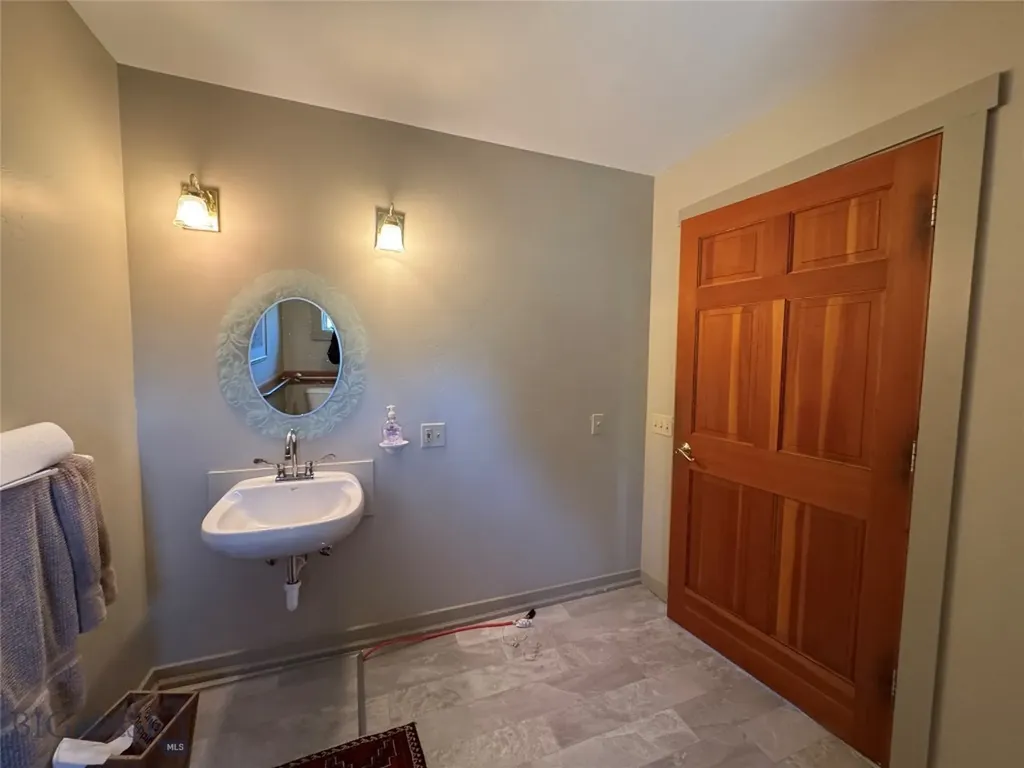 18 Busha Street Big Timber MT 59011