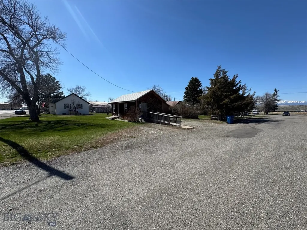 18 Busha Street Big Timber MT 59011