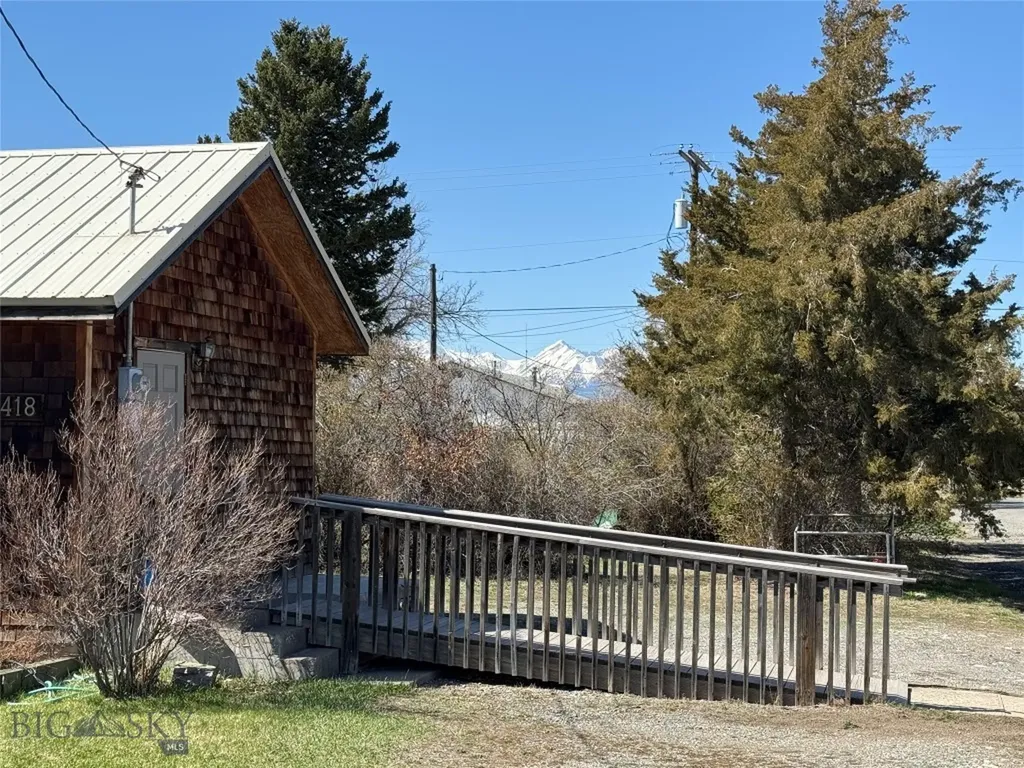18 Busha Street Big Timber MT 59011