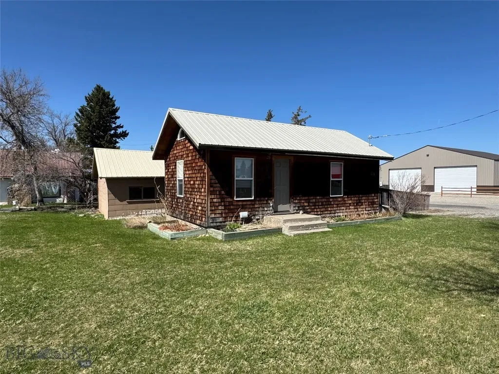 18 Busha Street Big Timber MT 59011