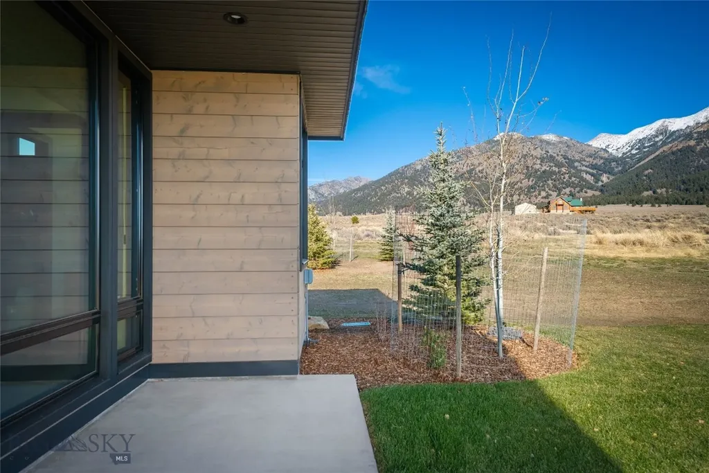 28 Elk Meadows Ranch Cameron MT 59720