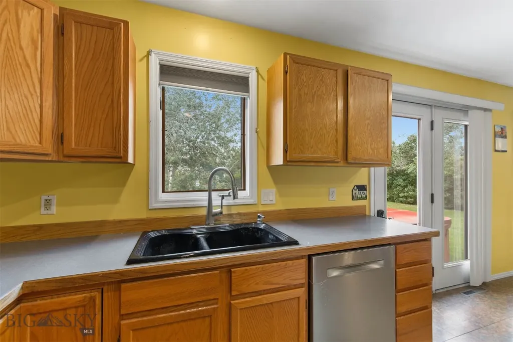 1003 Yellowstone Avenue Belgrade MT 59714