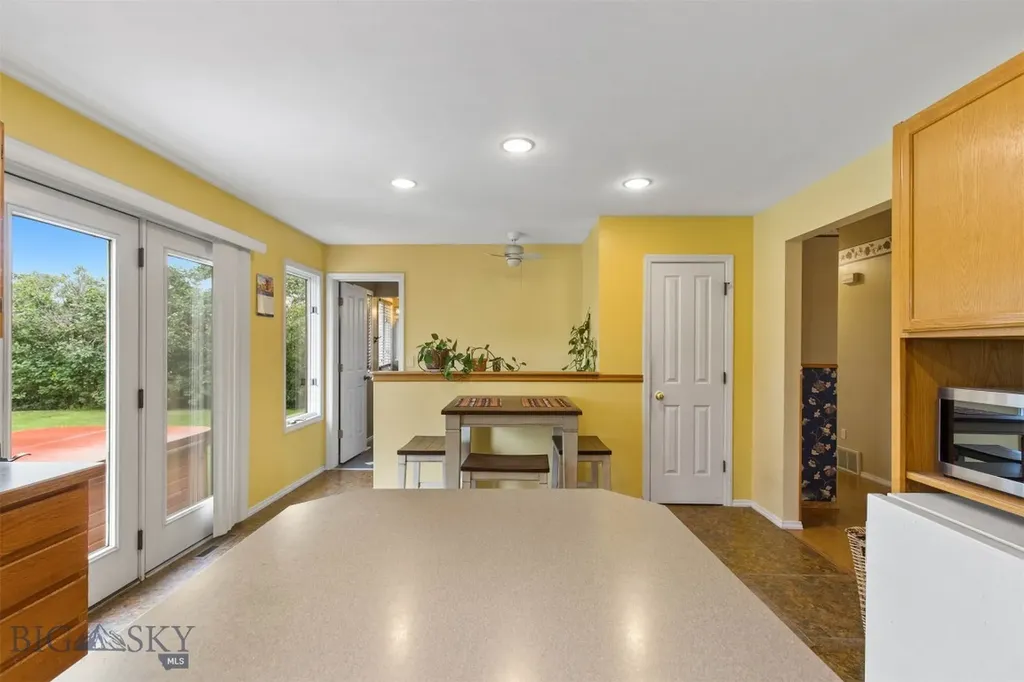 1003 Yellowstone Avenue Belgrade MT 59714