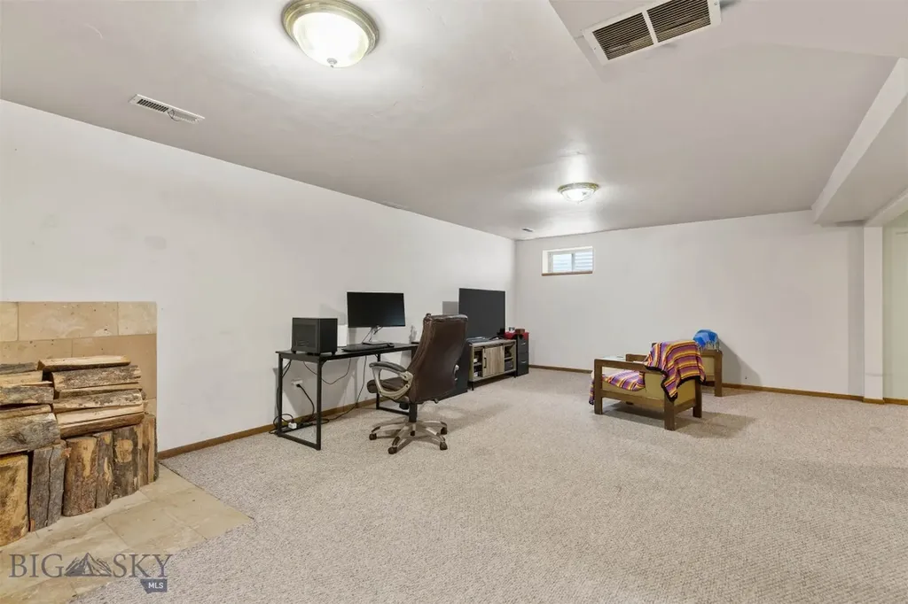 1003 Yellowstone Avenue Belgrade MT 59714
